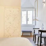 Konukevi Boutique Chiado 4*