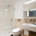 Boutique Chiado 4* ליסבון