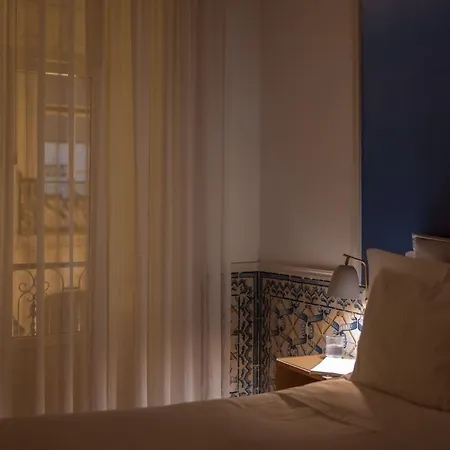 Boutique Chiado 4* ליסבון