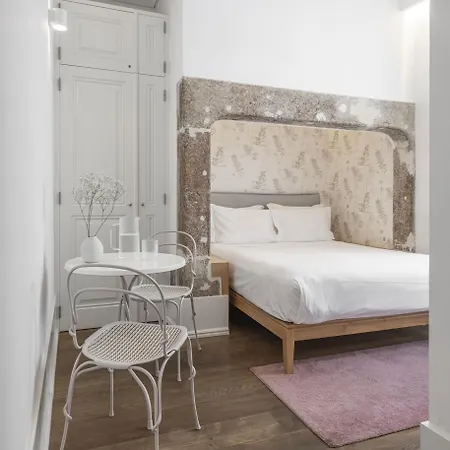 Πανσιόν Boutique Chiado 4*
